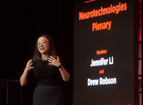 Jennifer Li giving a talk at SPIE Photonics West BIOS Neurotechnologies Plenary